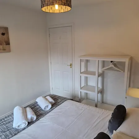 Hereford - Mayflower Coach House, Modern 2 Bedroom Property With Parking, Located South Of Hereford City, Suitable For Small Family, Couple Or Contractors - Sleeps Up To 5 Guests - Hosted By Rentmyhouse Exterior photo